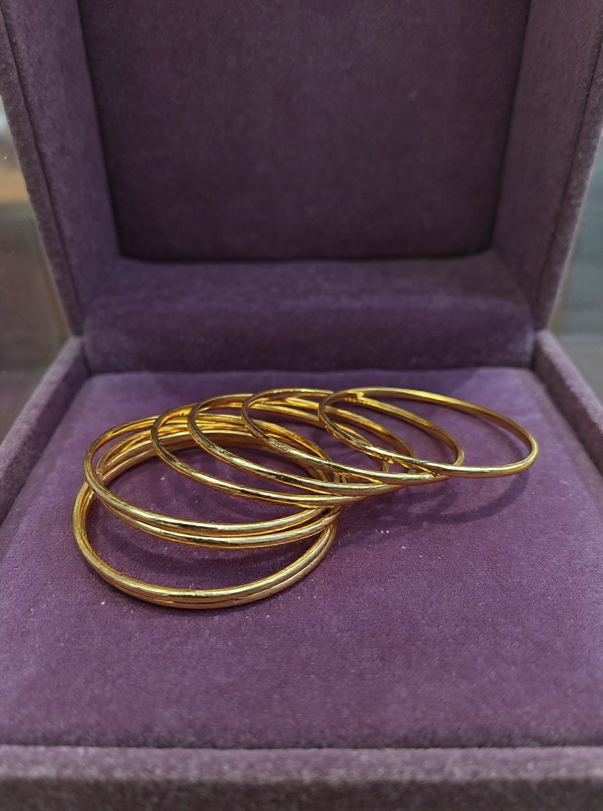 Preeti Bangle (Set of 8)