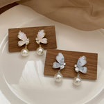 Light Luxury Butterfly Pearl Earrings