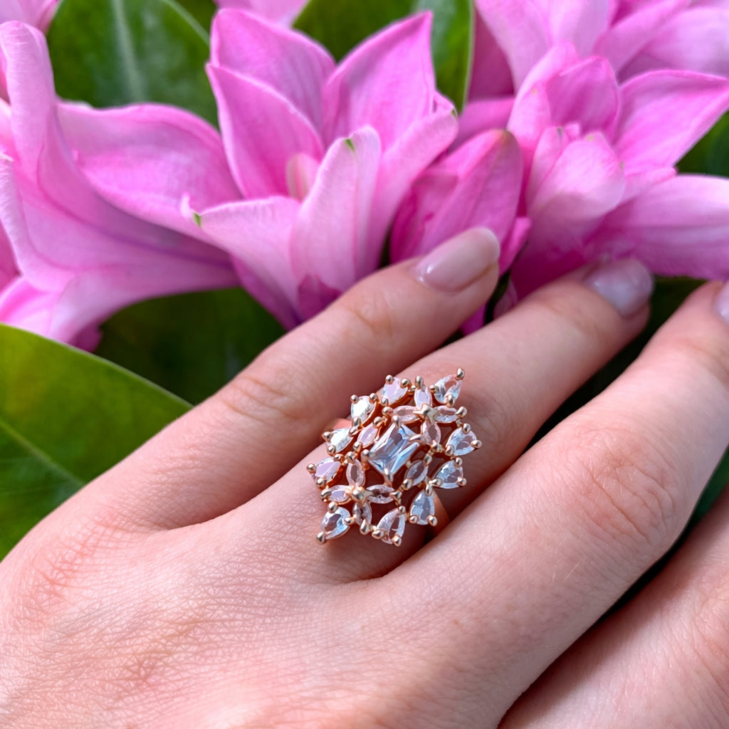 Anshita Ring (Golden)