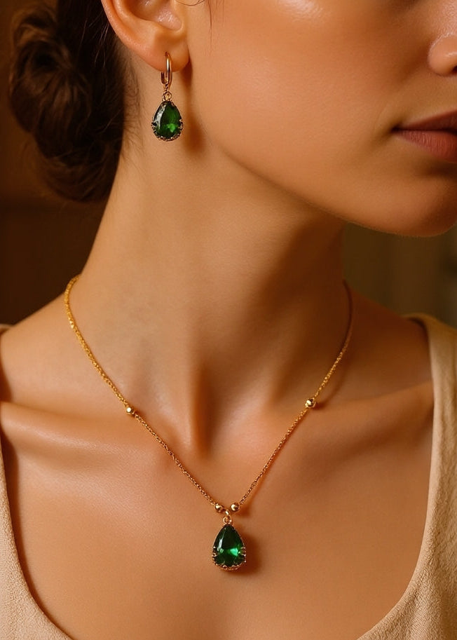 Sara Chain Pendant