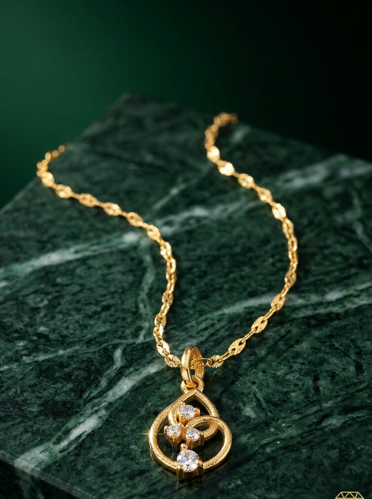 Ahana Chain Pendant