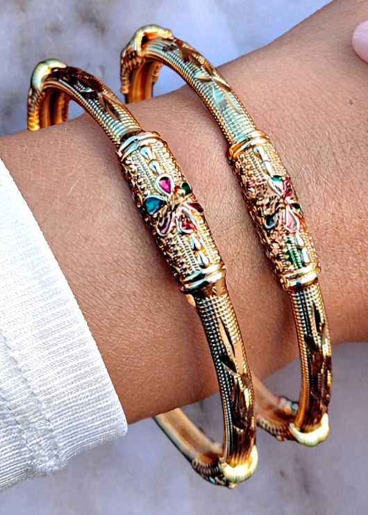 Vedika Bangle (Set of 2)
