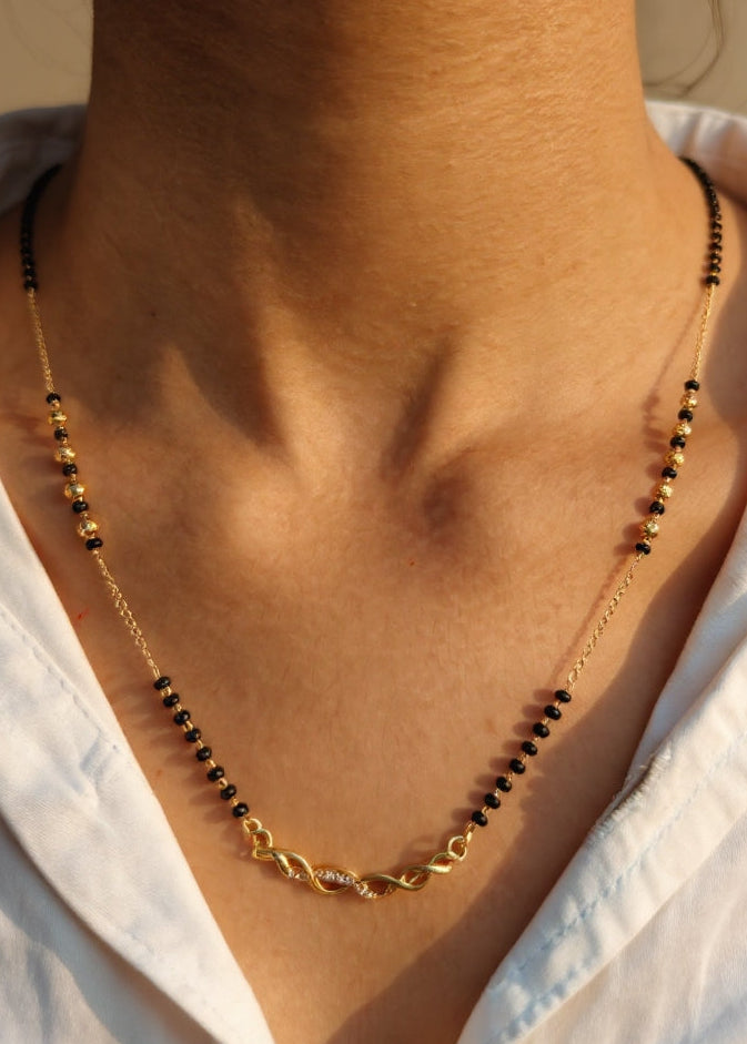 Lara Mangalsutra (rose gold)