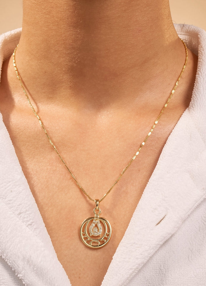 Kyra Chain Pendant