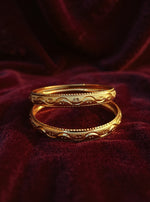 Tiya Bangle(Set of 2)