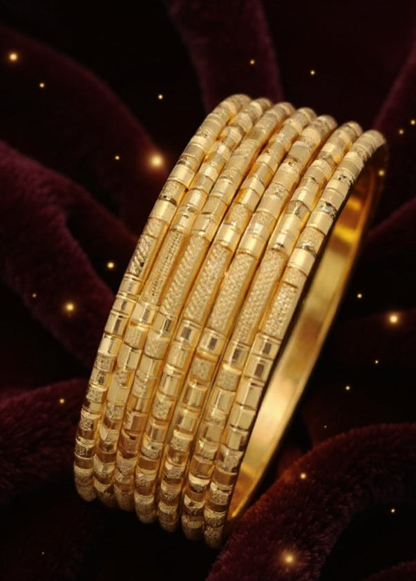 Komal Bangle (Set of 8)