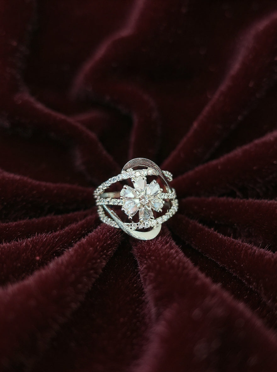 Yatika Ring (Silver)