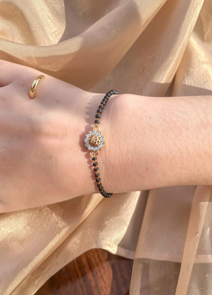 Neelam Mangalsutra