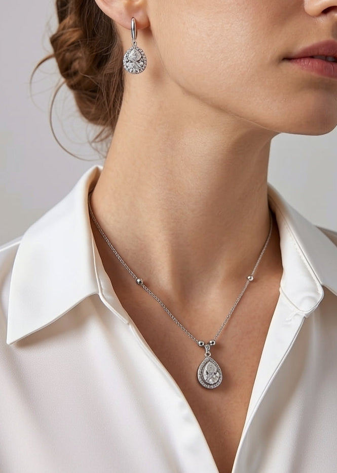 Jassi Chain Pendant