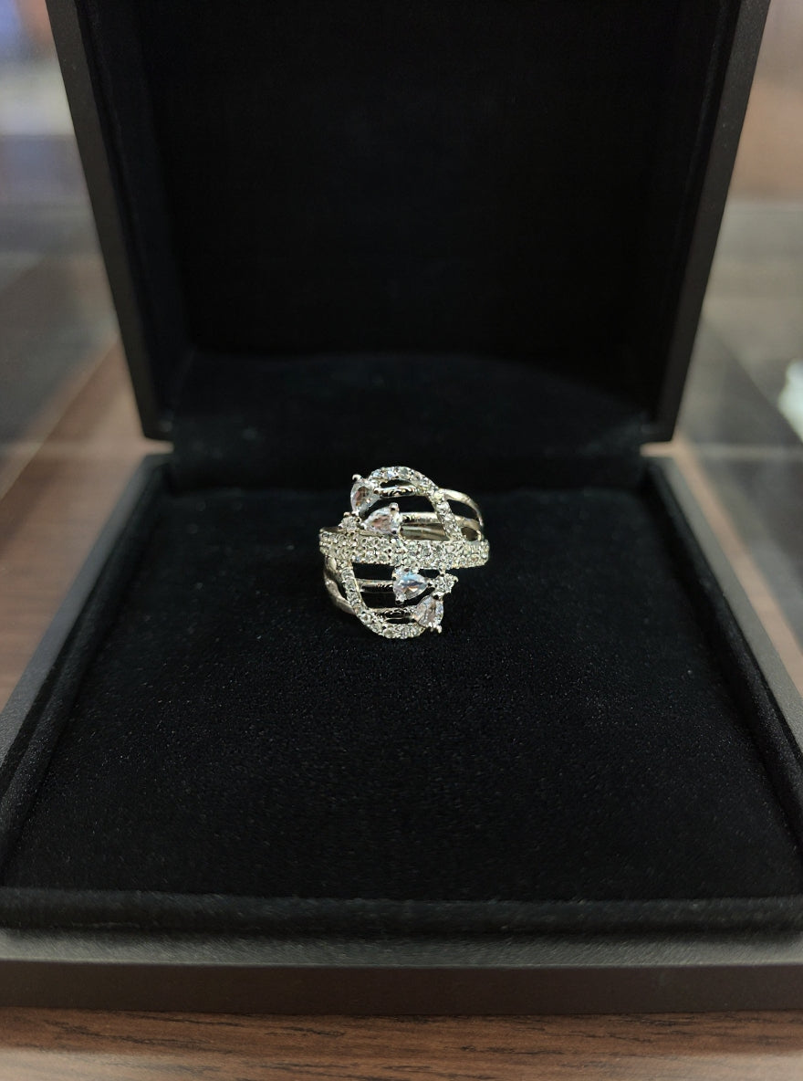 Ishika Ring (silver)