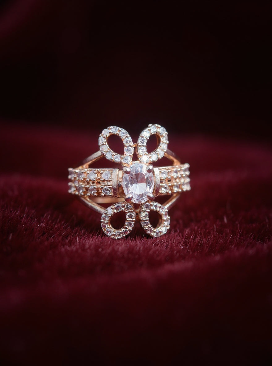 Raveena Ring (Golden)