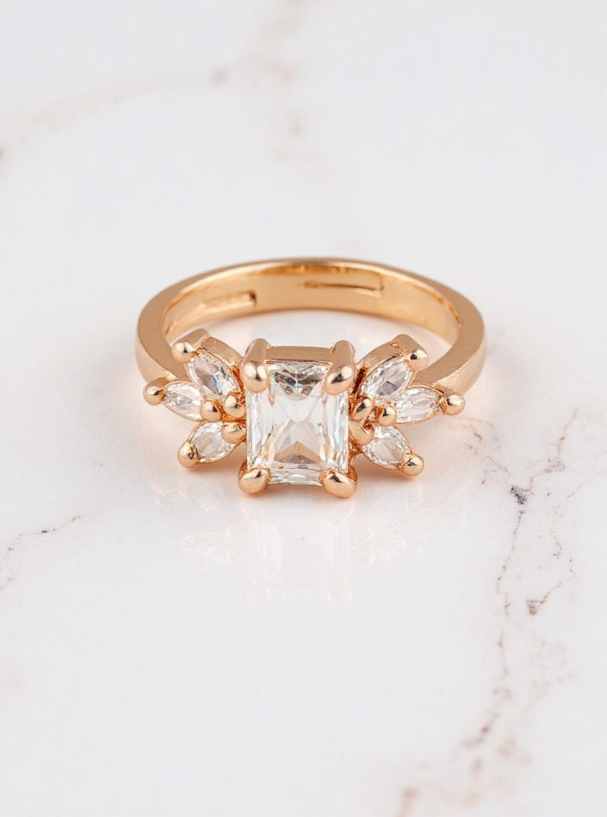 Kirtika Ring(Golden)