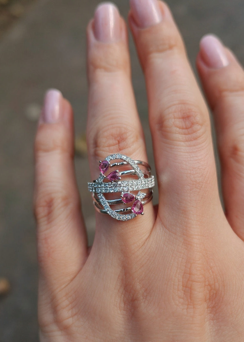 Shakshi Ring (Silver pink stone)