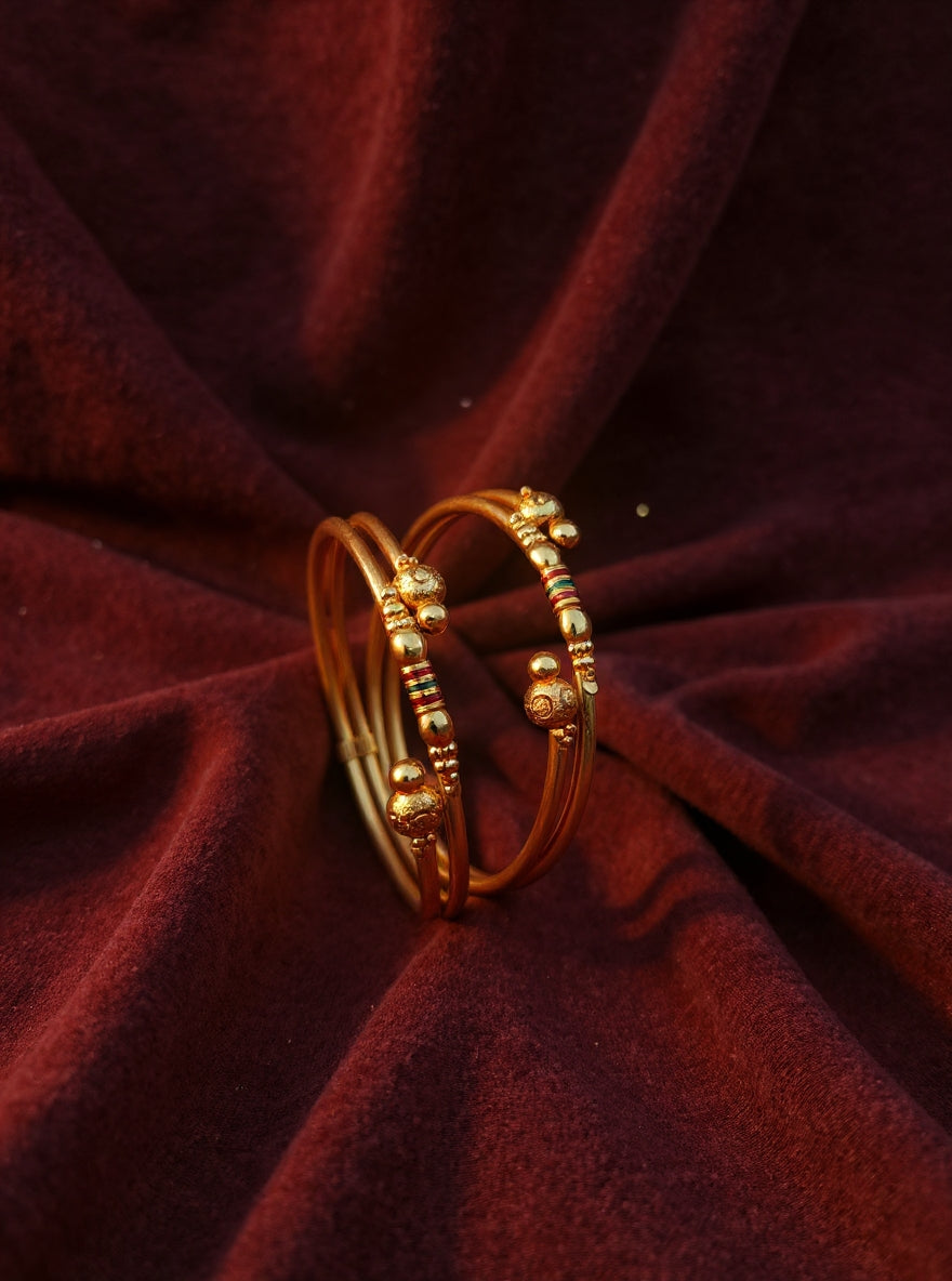 Neerja Bangle (Set of 2)