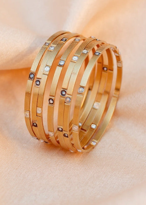 Saloni Bangle (Set of 8)