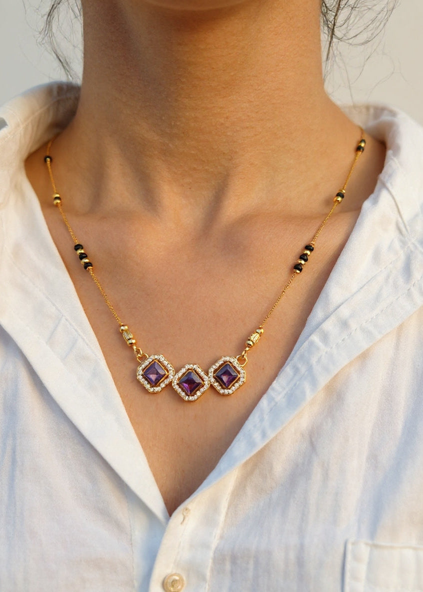 Yavini Mangalsutra