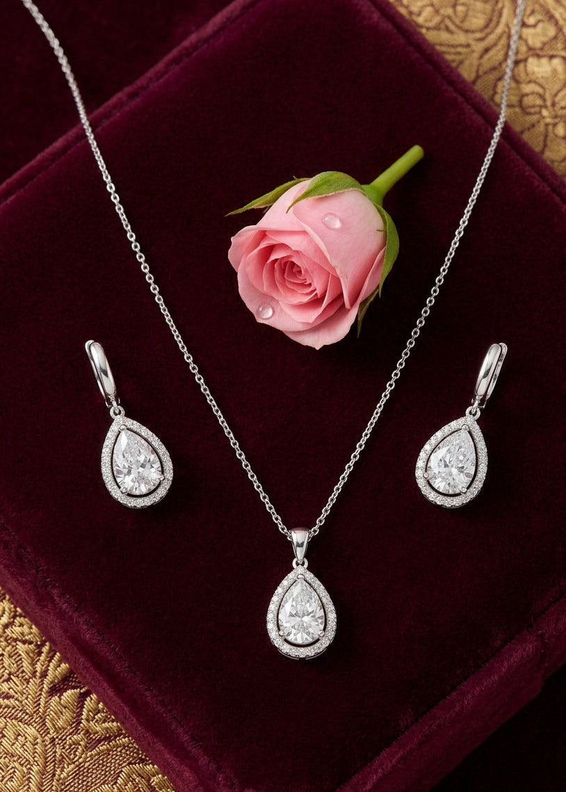 Jassi Chain Pendant