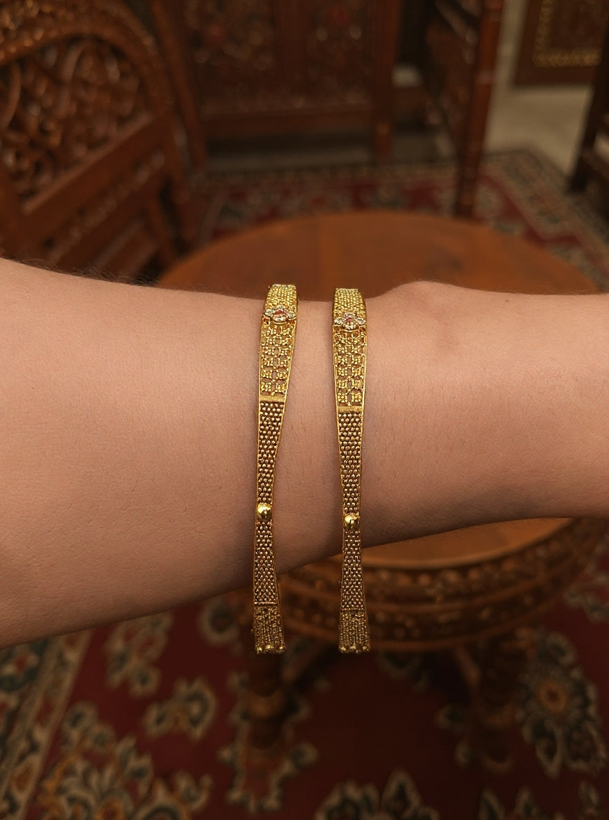 Isha Bangle(Set of 2)