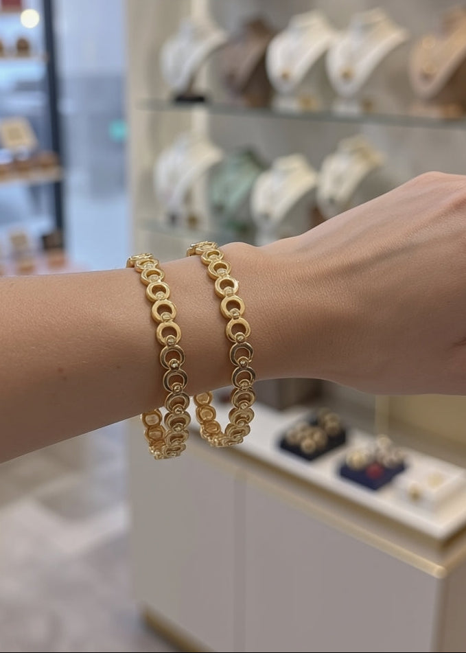 Manya Bangle