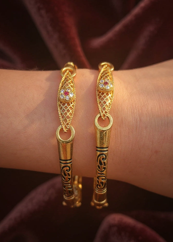 Nivika Bangle(Set of 2)