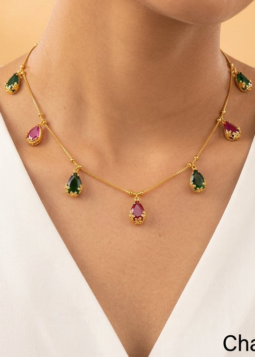 Nurain Chain Pendant