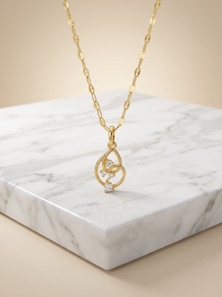 Ahana Chain Pendant