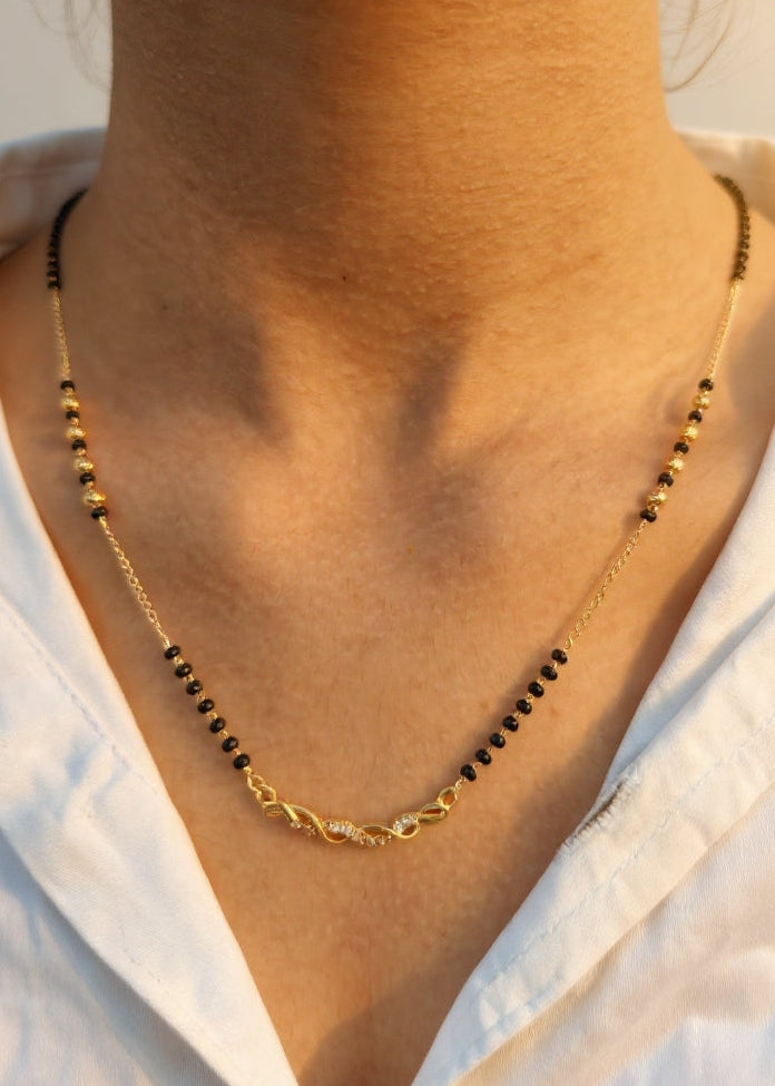 Lara Mangalsutra (rose gold)