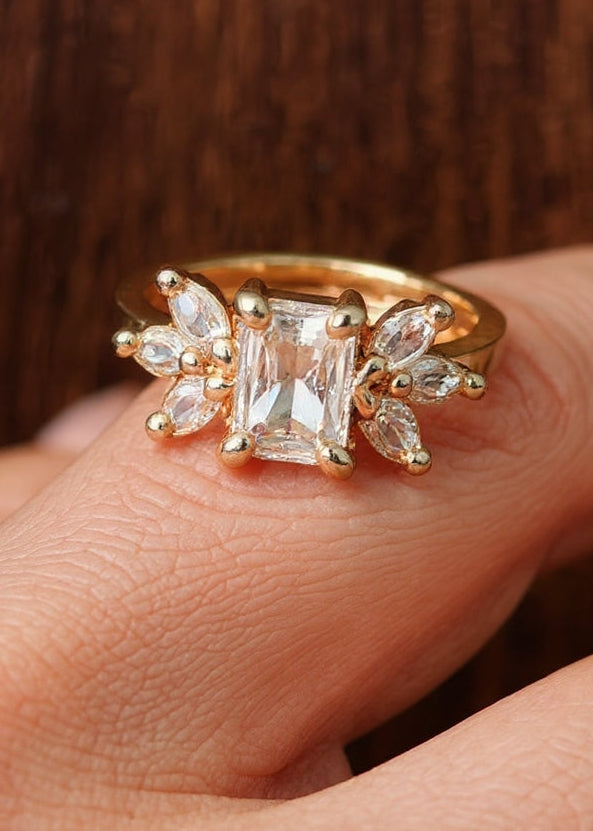 Kirtika Ring(Golden)