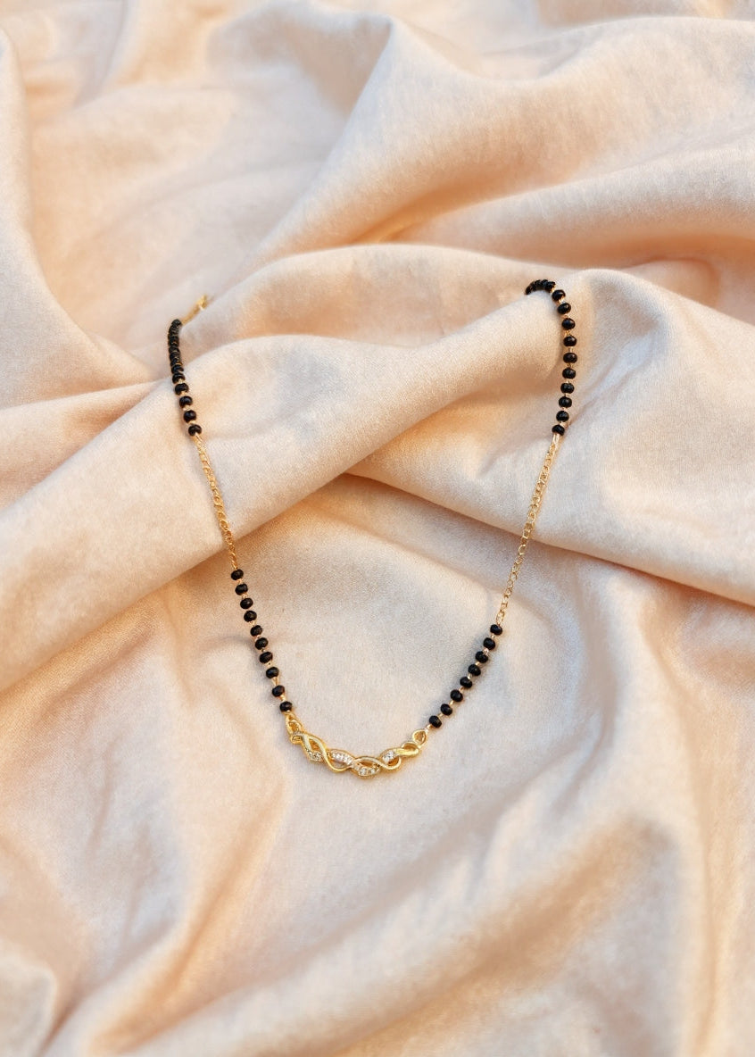 Lara Mangalsutra (rose gold)