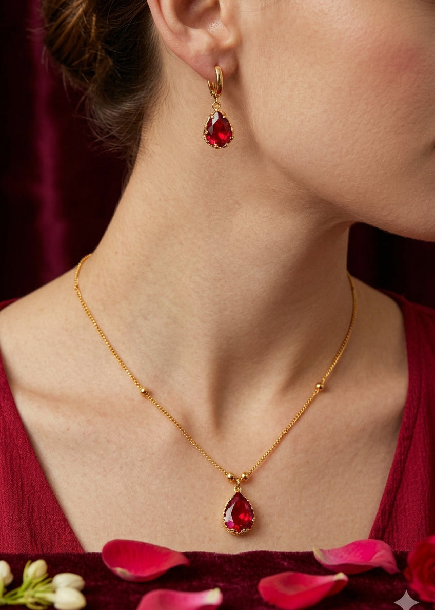 Urvi Chain Pendant