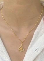 Arika Chain Pendant