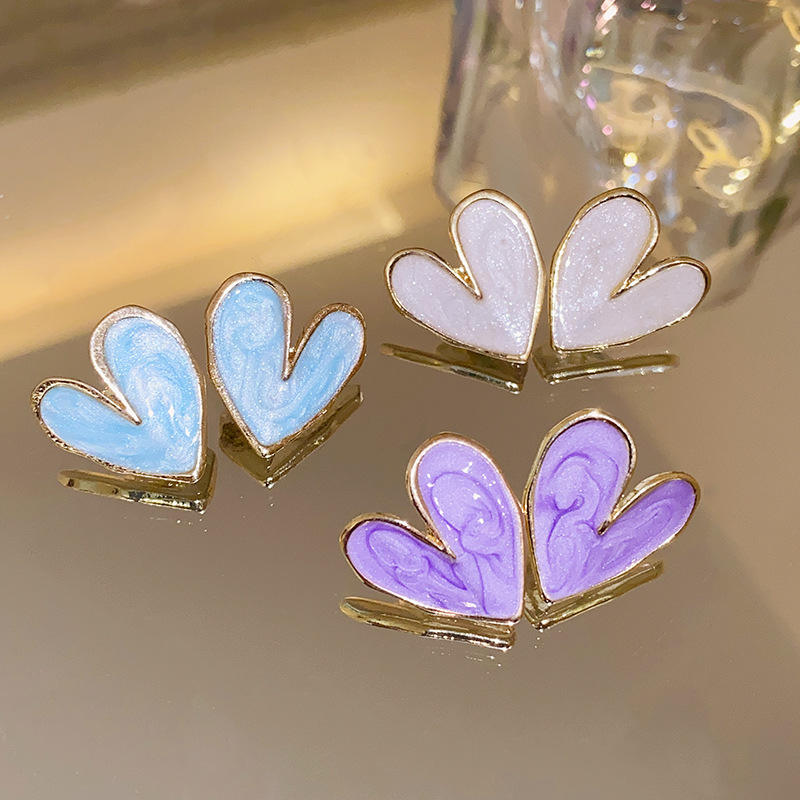 Heart-Shaped Marble Effect Stud