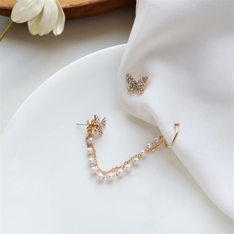 Pearl Rhinestone Butterfly Stud Earring