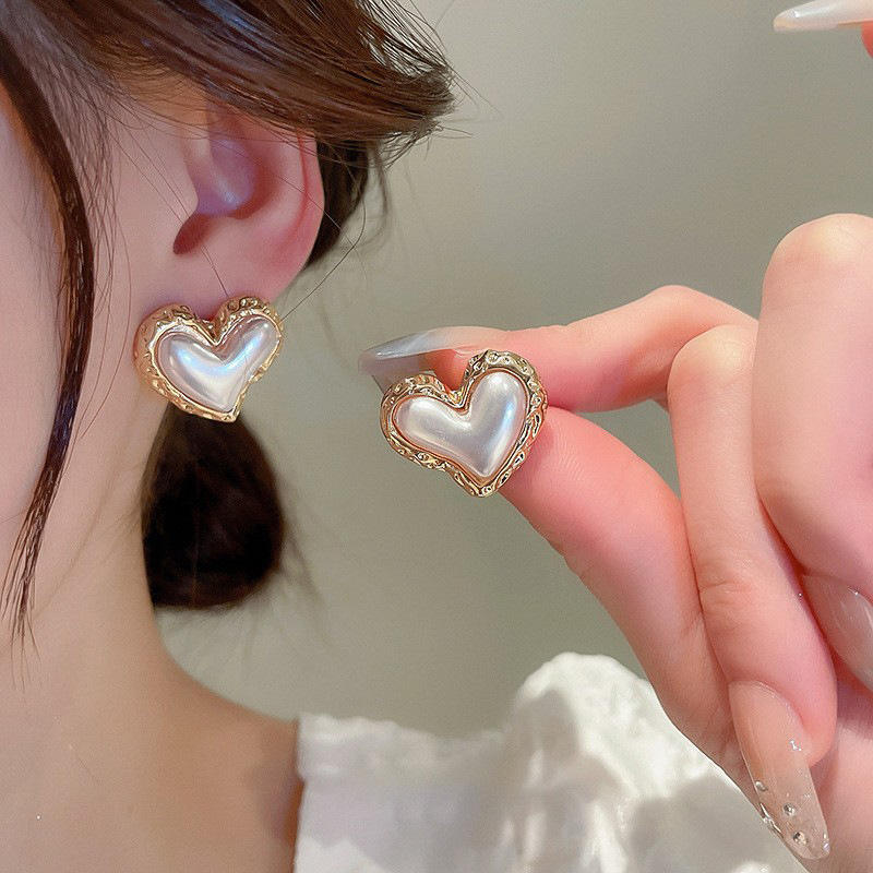 Korean Pearl Heart Gold Earrings
