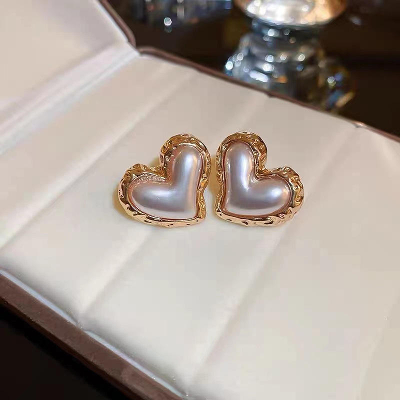 Korean Pearl Heart Gold Earrings