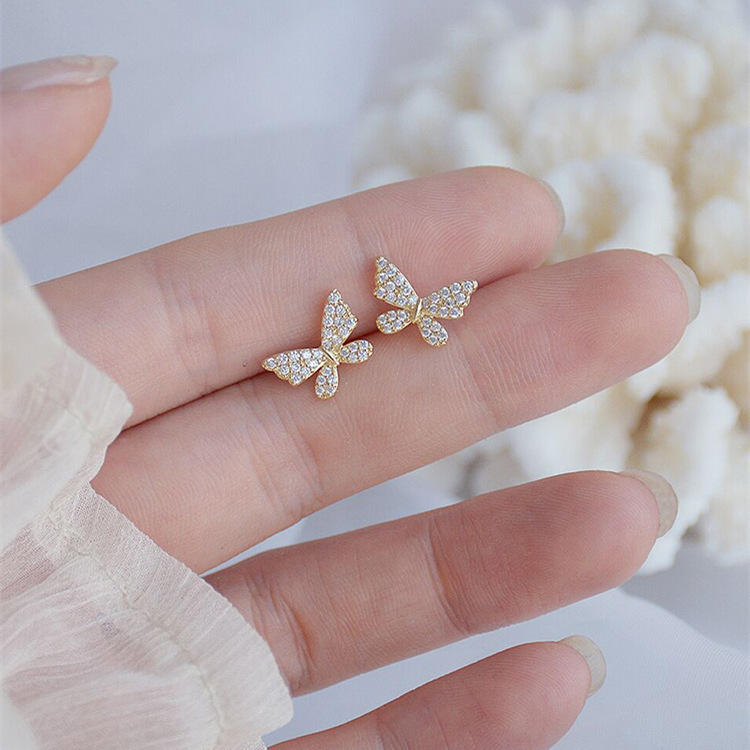 Pearl Rhinestone Butterfly Stud Earring