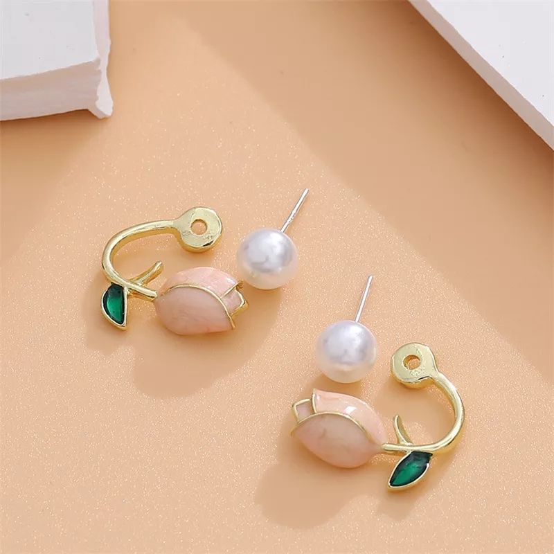 High Sense Light Luxury Stud Earrings