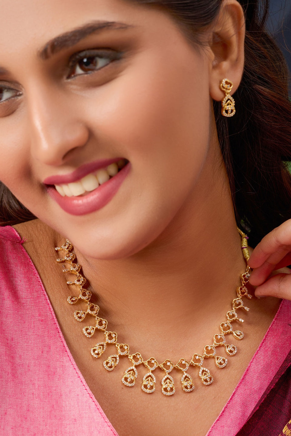 Palak Necklace