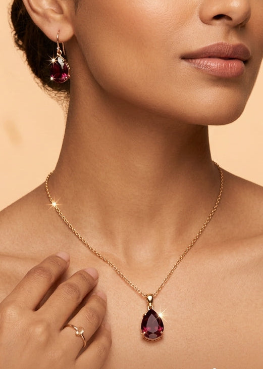 Devina Chain Pendant