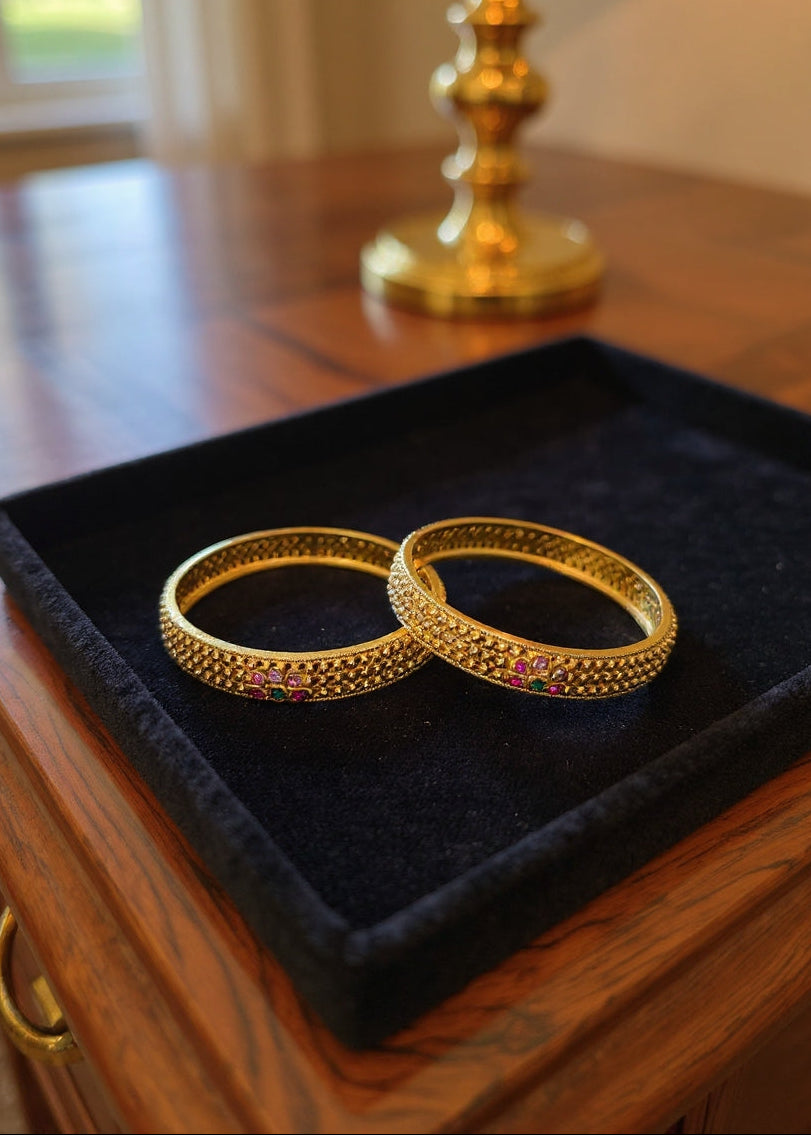 Ahana Bangle (Set of 2)