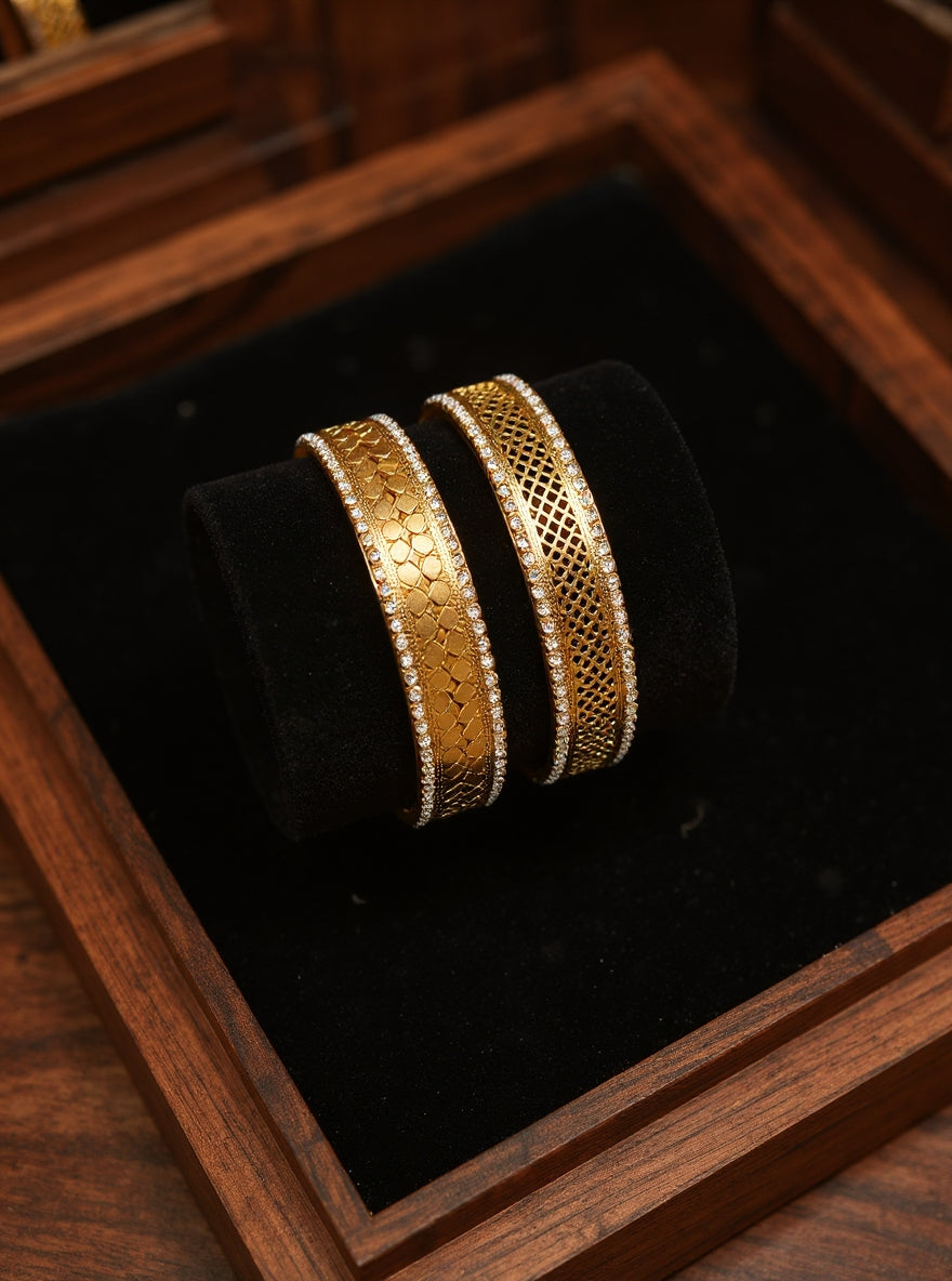 Arika Bangle (Set of 2)