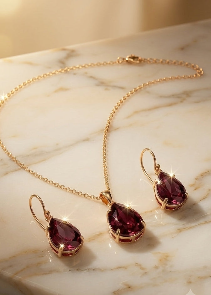 Devina Chain Pendant