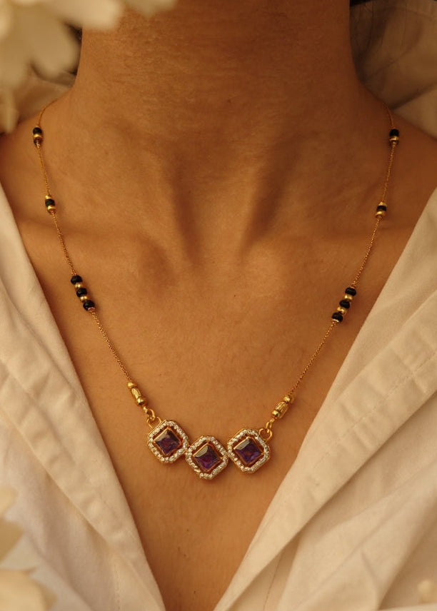 Yavini Mangalsutra