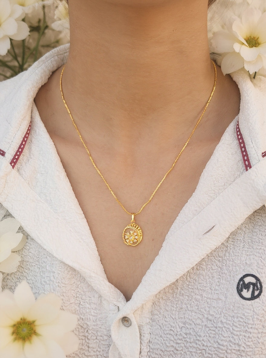 Arti Chain Pendant