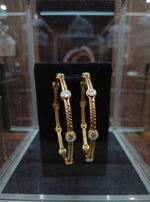 Veda Bangle (Set of 2)