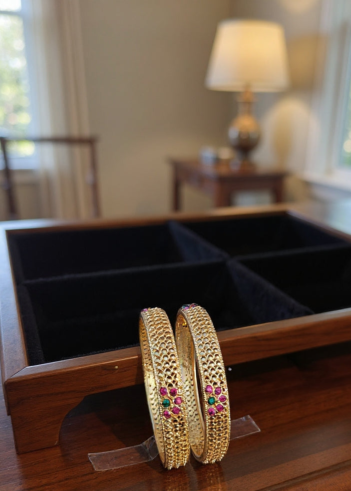 Ahana Bangle (Set of 2)