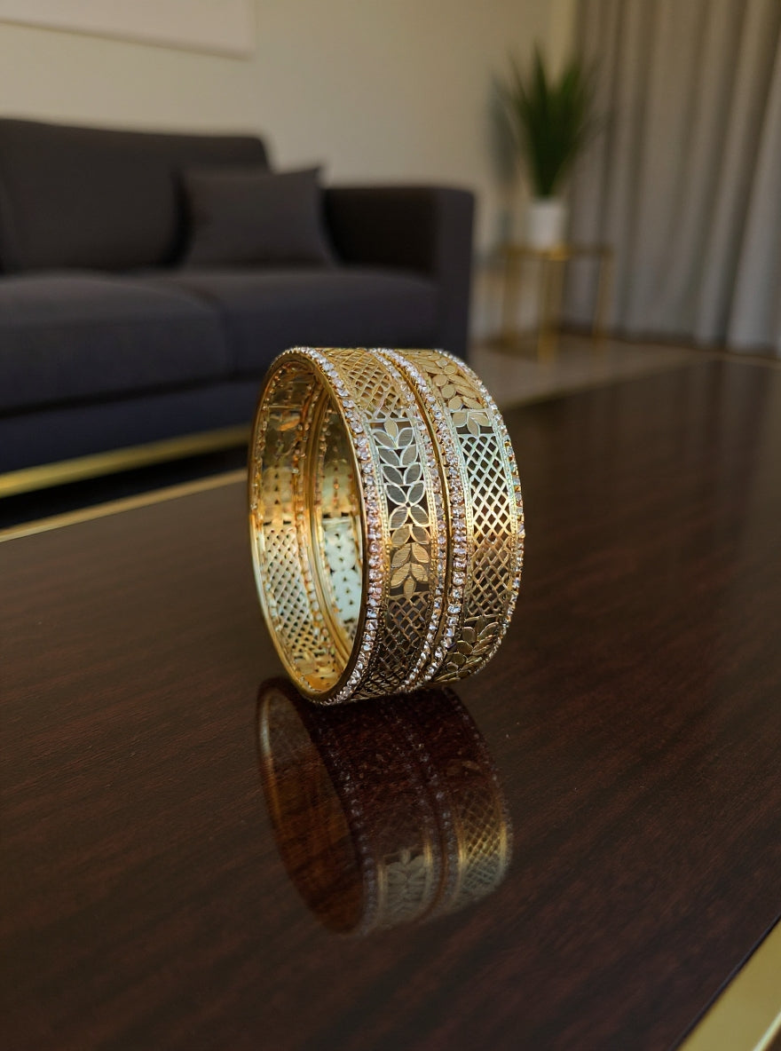 Arika Bangle (Set of 2)