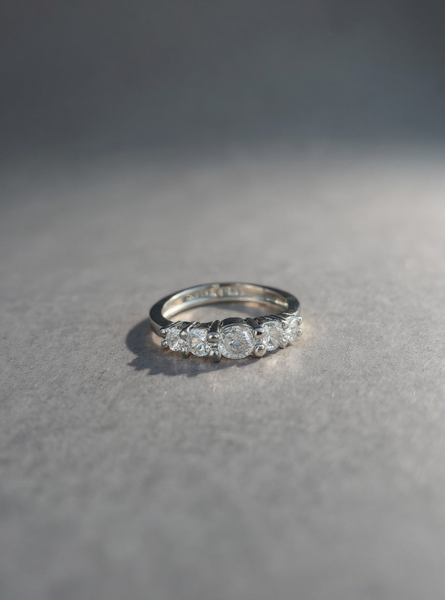 Anjika Ring (Silver)