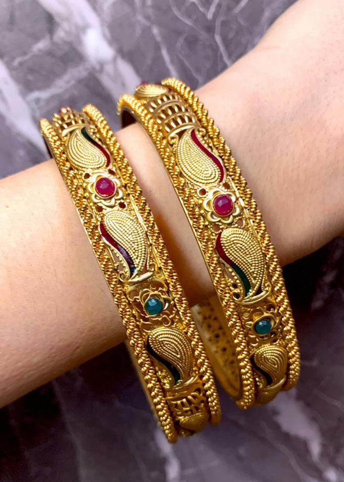 Sharika Bangle (Set of 2)