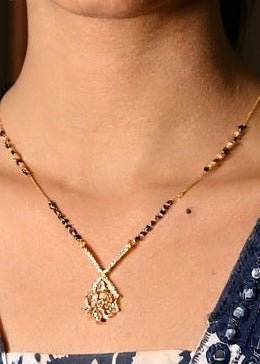 Sonia Mangalsutra